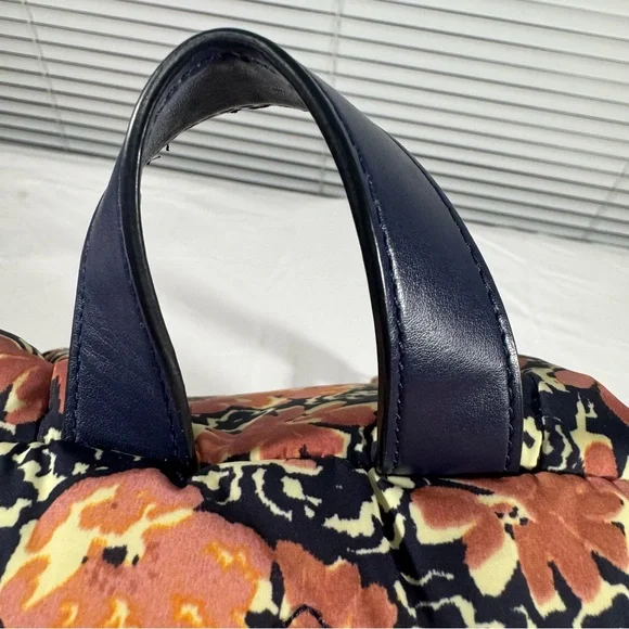 Marc Jacobs Backpack - Quilted Floral Nylon - Pink and Blue Excellent Condition - Picture 4 of 15